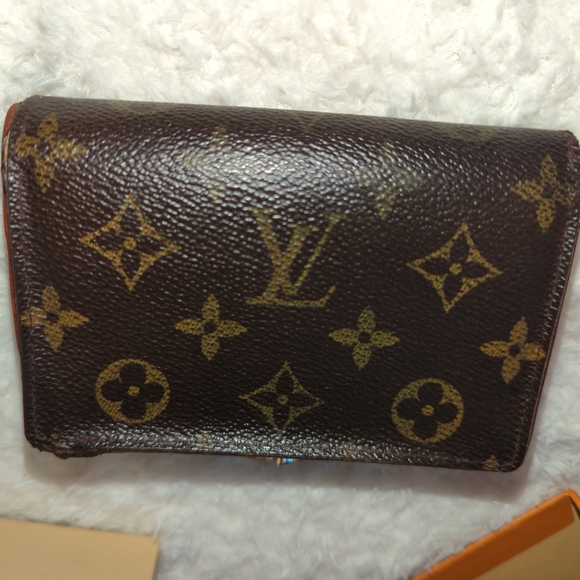 Louis Vuitton Brown Monogram Kisslock Wallet Includes Box Authentic - Picture 4 of 10